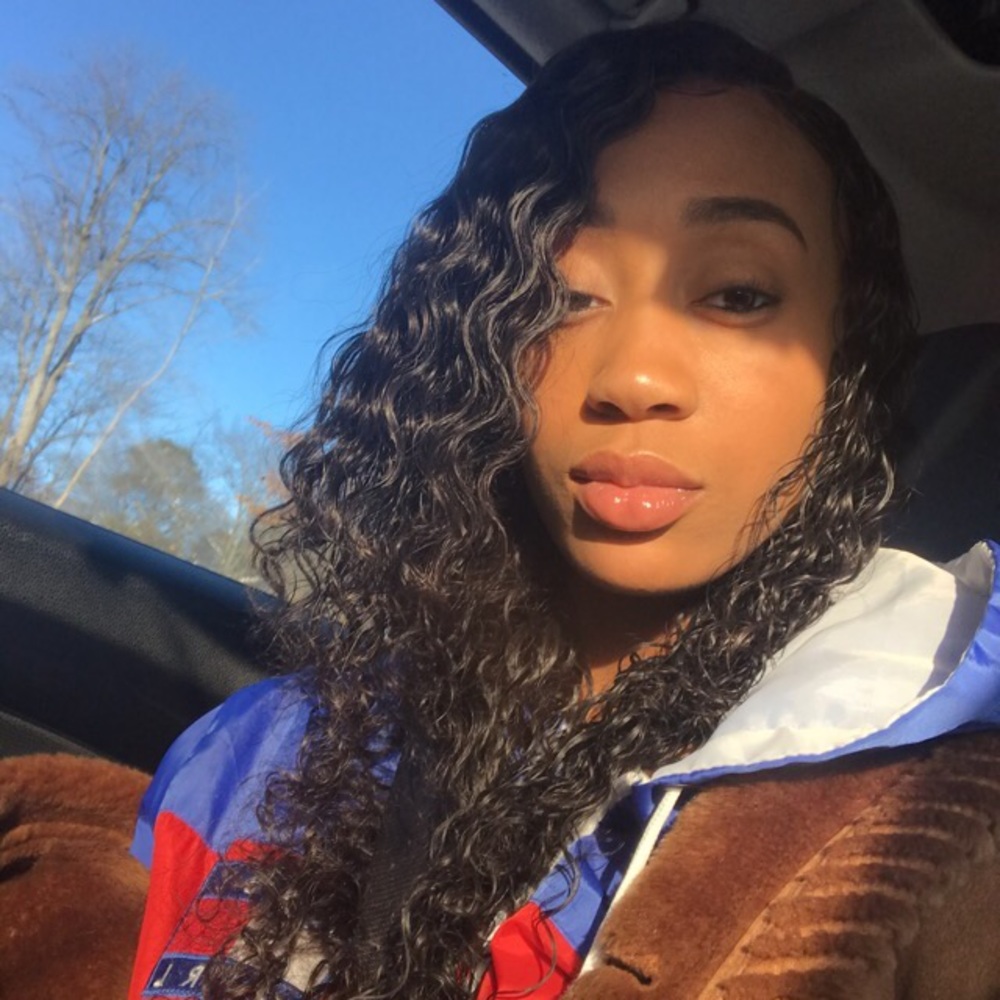 Meet your Posher, Amanda